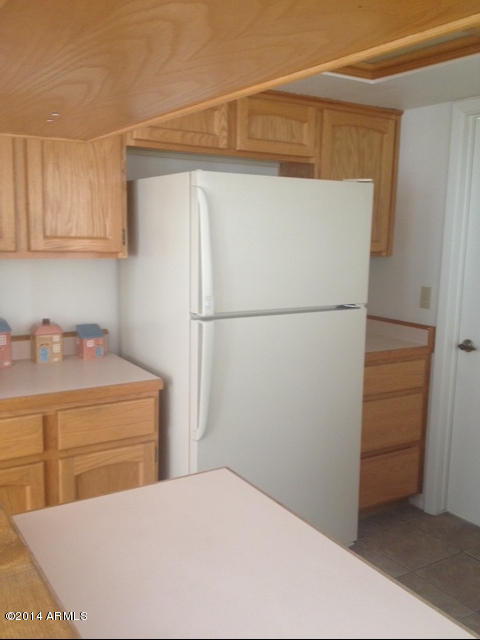 3314 East Clark Road Phoenix, AZ 85050 - Photo 8 of 30 Kitchen with Great Cabinets