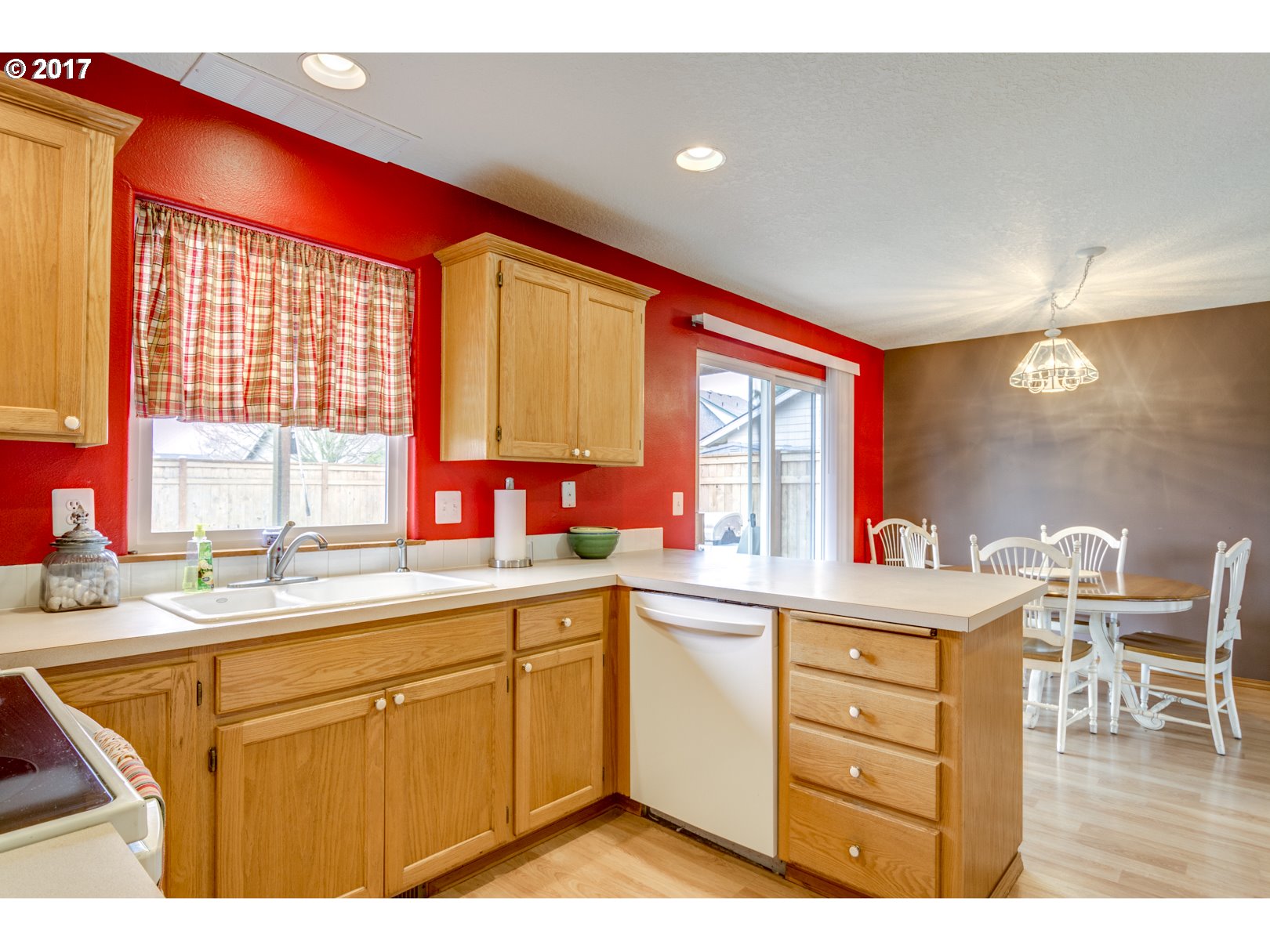 225 Taurus Street Molalla, OR 97038 - Photo 12 of 28 Gallery Image 12
