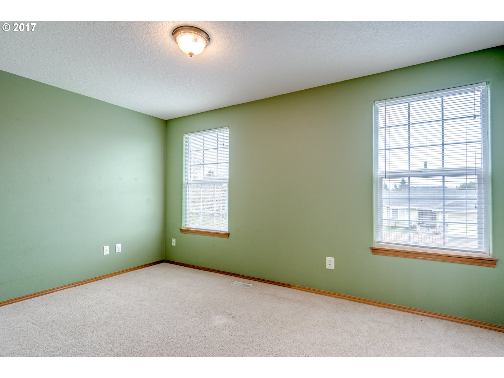 225 Taurus Street Molalla, OR 97038 - Photo 21 of 28 Gallery Image 21