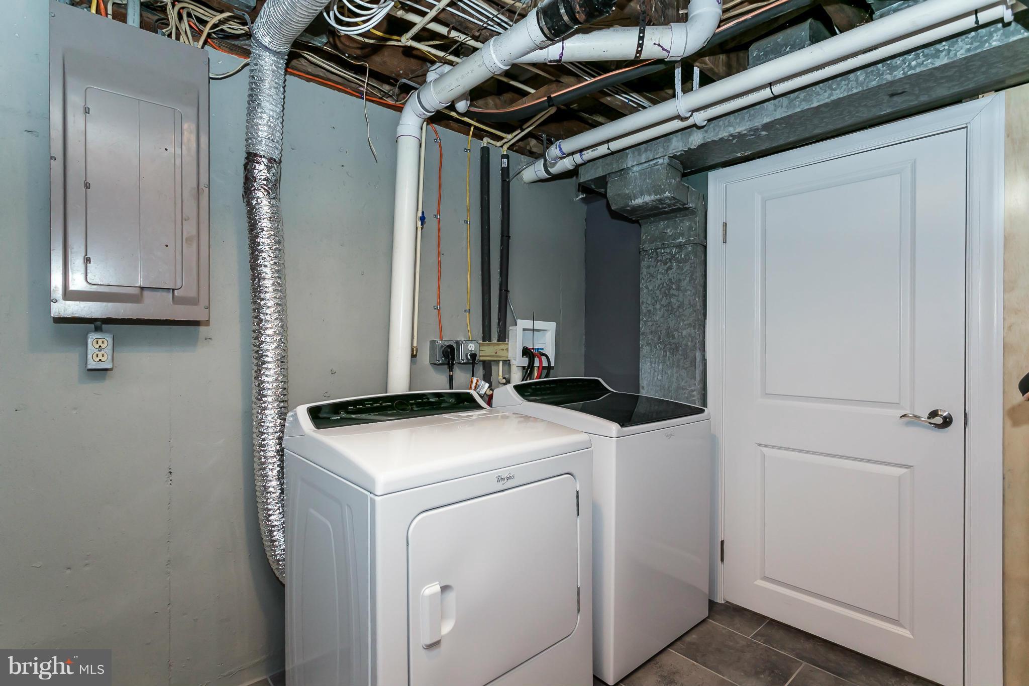 200 Highfalcon Road Reisterstown, MD 21136 - Photo 16 of 28 a utility room with dryer and washer