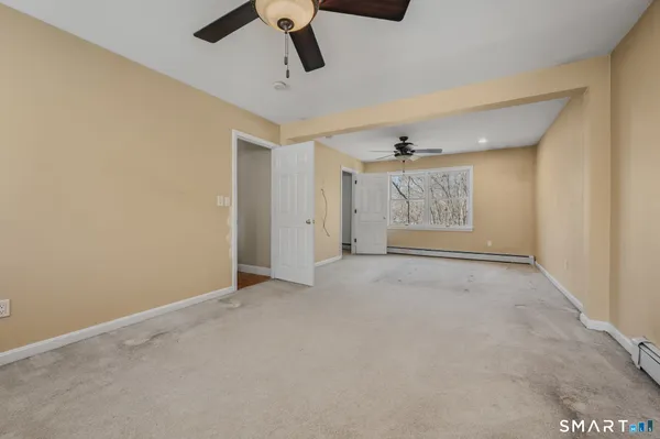 $365,000 | 5 Windy Ridge Place, Unit 5, Waterford, CT 06385