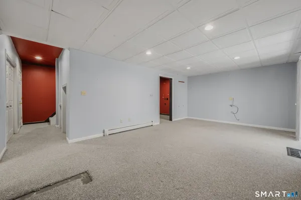 $365,000 | 5 Windy Ridge Place, Unit 5, Waterford, CT 06385