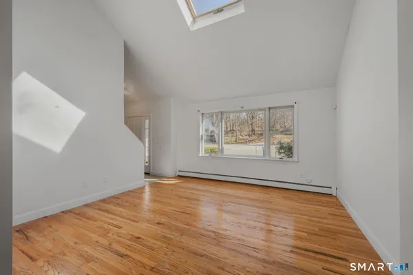 $365,000 | 5 Windy Ridge Place, Unit 5, Waterford, CT 06385