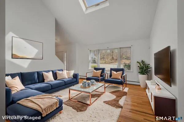 $365,000 | 5 Windy Ridge Place, Unit 5, Waterford, CT 06385