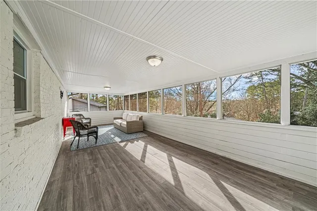 $750,000 | 1570 King Arthur Court Southeast, Smyrna, GA 30080