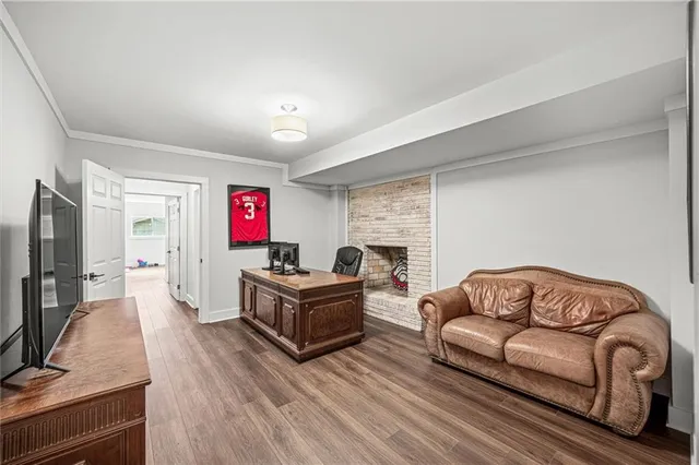 $750,000 | 1570 King Arthur Court Southeast, Smyrna, GA 30080