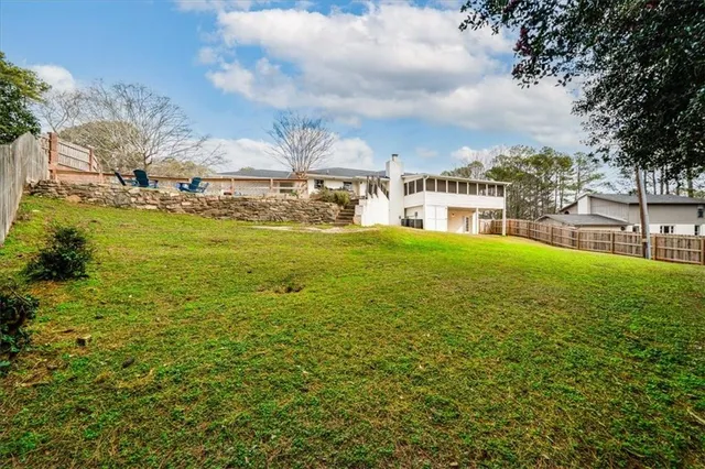 $750,000 | 1570 King Arthur Court Southeast, Smyrna, GA 30080