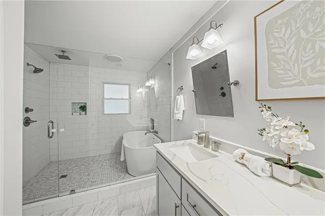 $750,000 | 1570 King Arthur Court Southeast, Smyrna, GA 30080