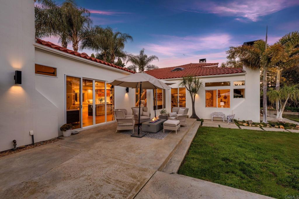 3443 Country Road Fallbrook, CA 92028 - Photo 62 of 71 front view of a house with a garden