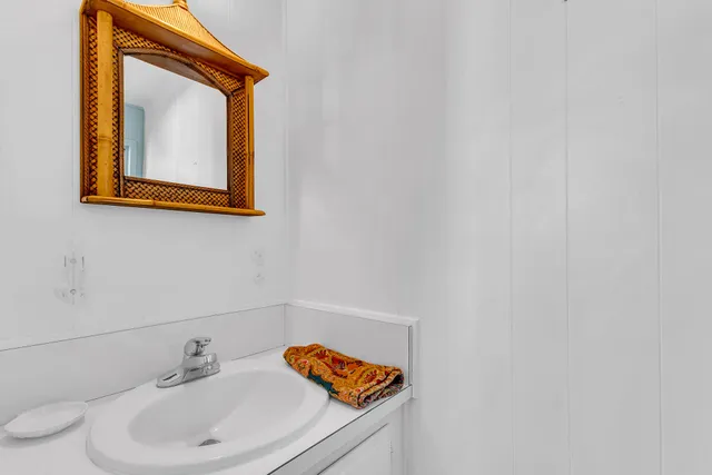 $130,000 | 623 Cameo Drive, Palm Springs, CA 92264