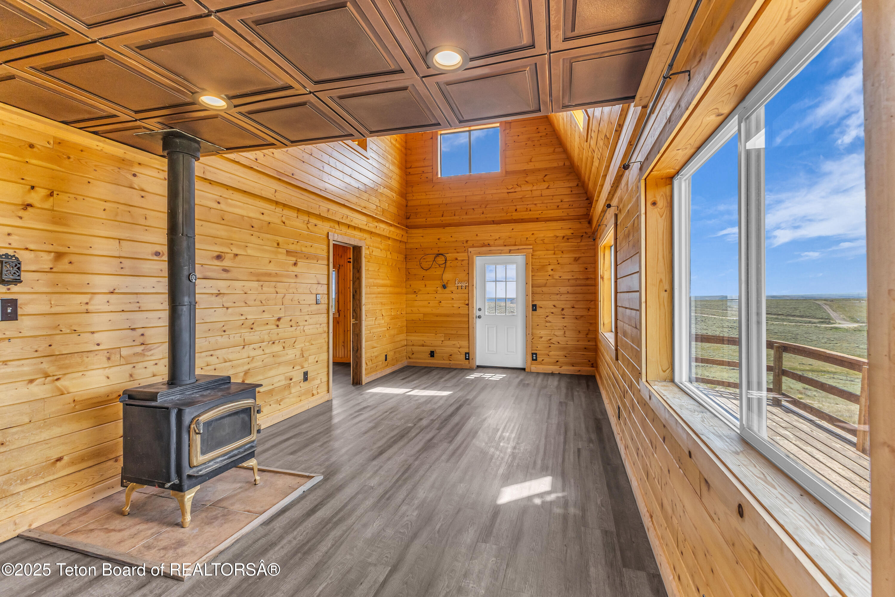 56 Beaver Ridge Road Daniel, WY 83115 - Photo 13 of 32 56 E Beaver Ridge Rd-18