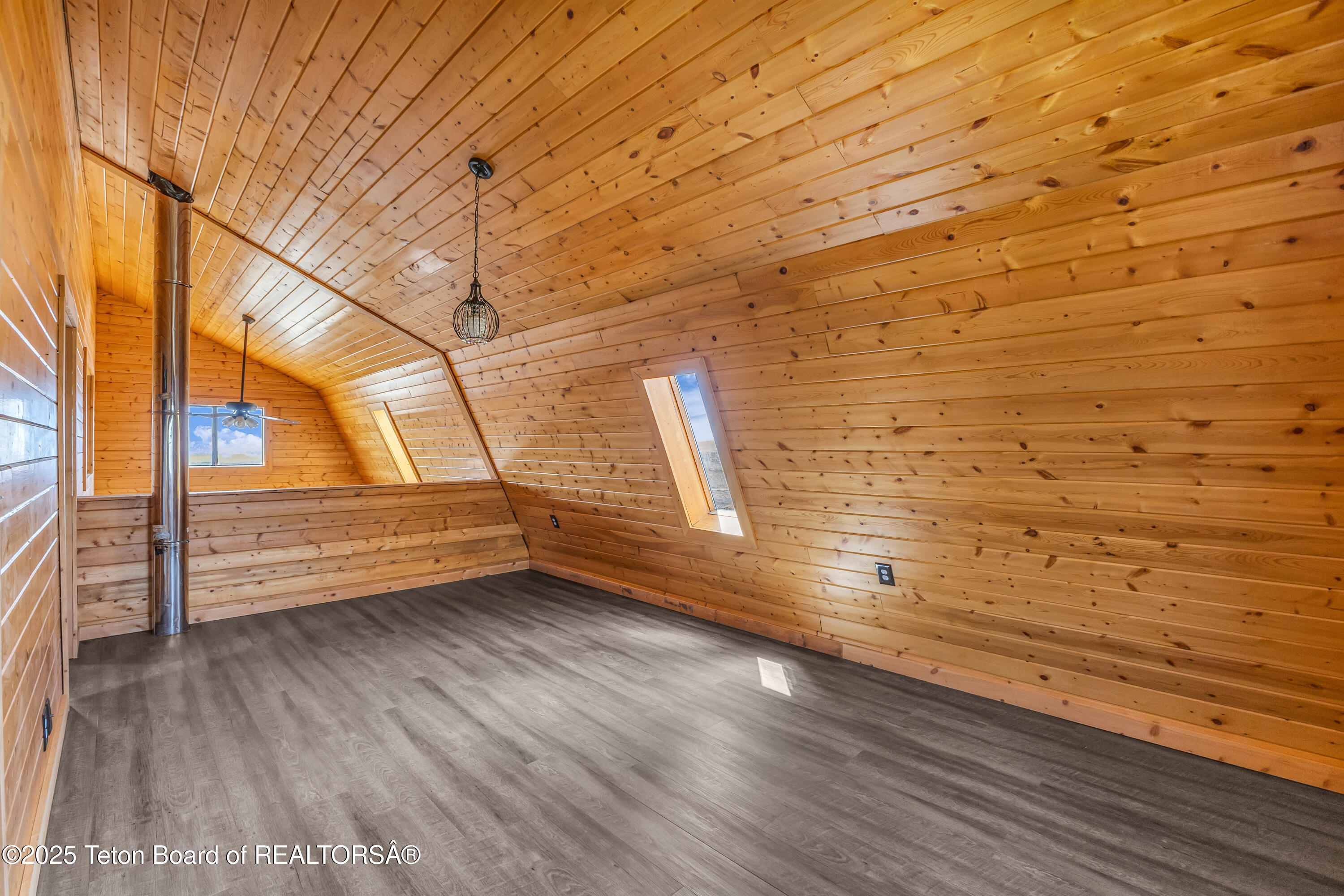 56 Beaver Ridge Road Daniel, WY 83115 - Photo 22 of 32 56 E Beaver Ridge Rd-30