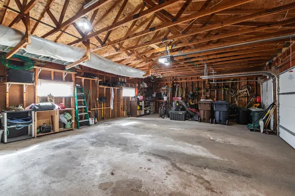 $459,900 | 1206 Greenridge Drive, Onalaska, WI 54650