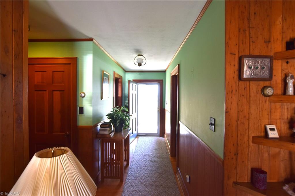 703 Twin Oaks Road Elkin, NC 28621 - Photo 16 of 33