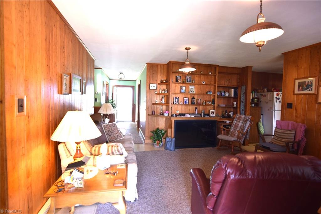 703 Twin Oaks Road Elkin, NC 28621 - Photo 23 of 33