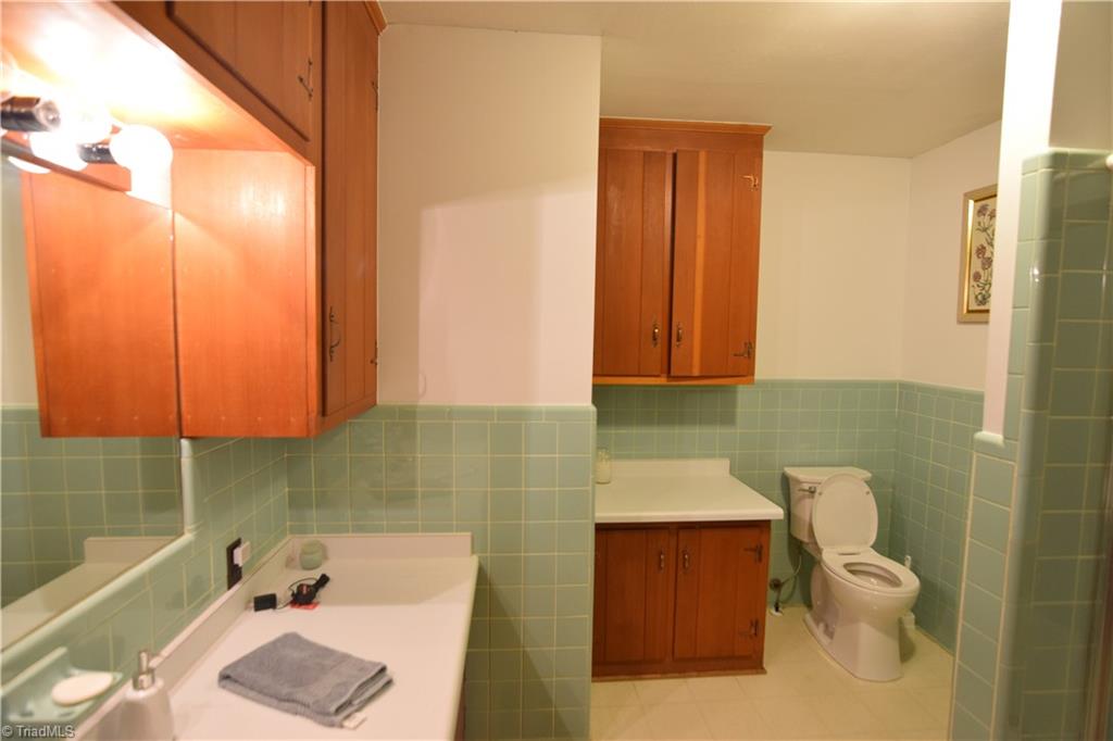 703 Twin Oaks Road Elkin, NC 28621 - Photo 31 of 33