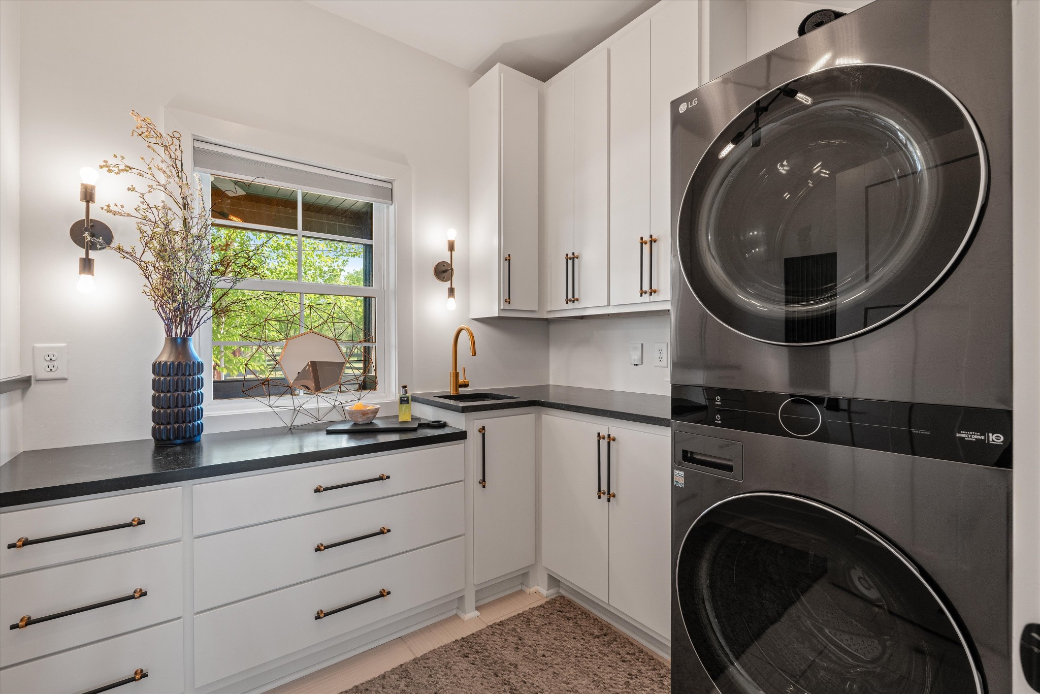 4546 Cedar Grove Road Murfreesboro, TN 37127 - Photo 71 of 86 a kitchen with a sink a washer and dryer
