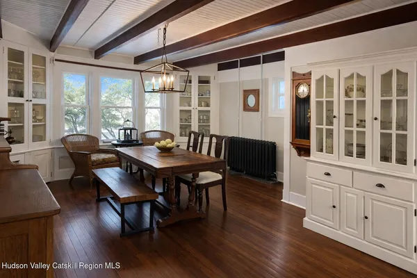 $840,000 | 30 Old Post Road North, Red Hook, NY 12571