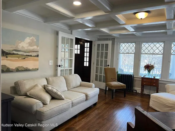 $840,000 | 30 Old Post Road North, Red Hook, NY 12571