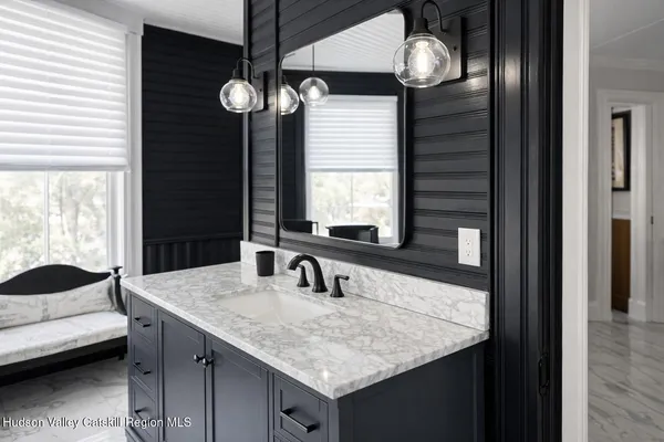 $840,000 | 30 Old Post Road North, Red Hook, NY 12571