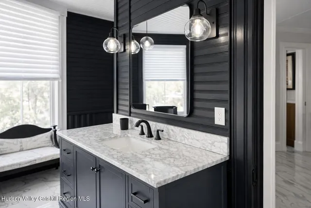 $859,000 | 30 Old Post Road North, Red Hook, NY 12571