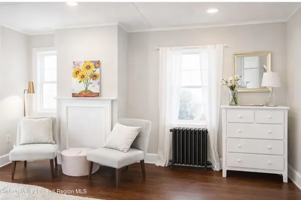 $840,000 | 30 Old Post Road North, Red Hook, NY 12571