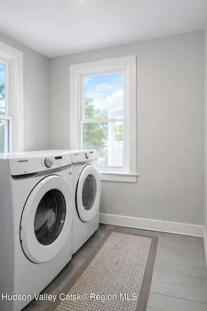 $840,000 | 30 Old Post Road North, Red Hook, NY 12571