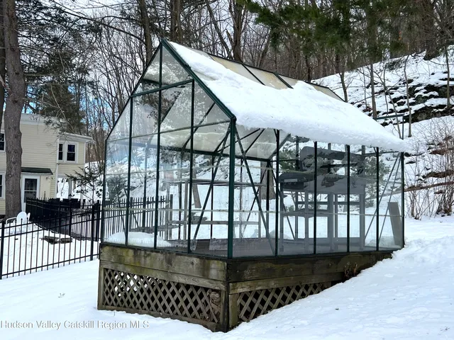 $859,000 | 30 Old Post Road North, Red Hook, NY 12571