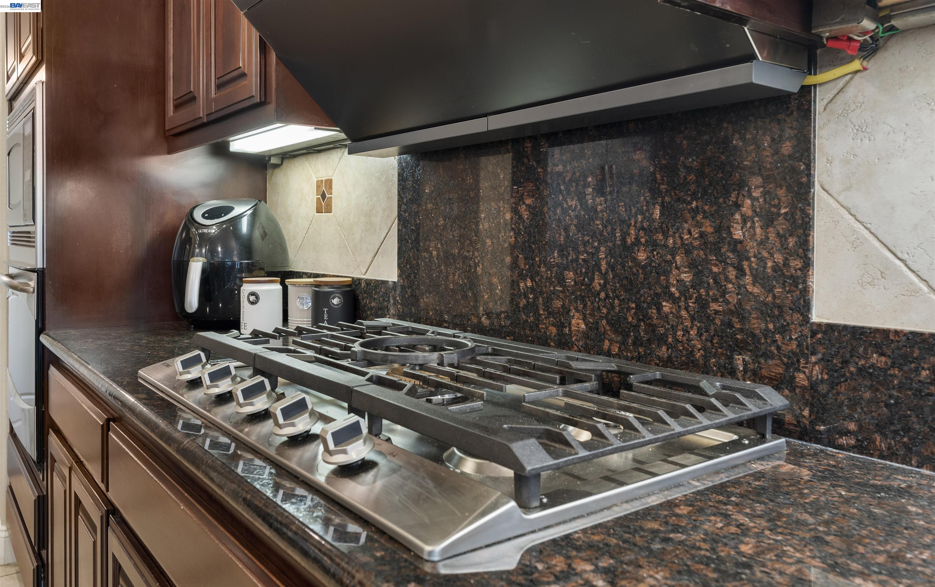 3679 Rimini Lane Dublin, CA 94568 - Photo 10 of 77 Gallery Image 10