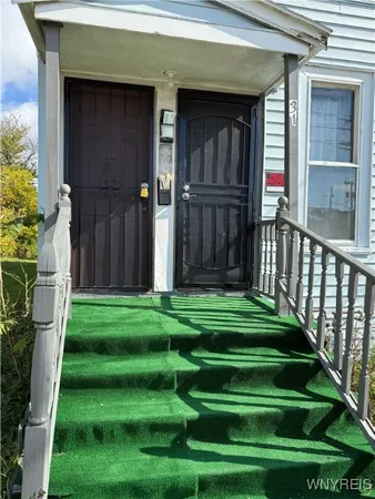 $129,000 | 31 Earl Place, Buffalo, NY 14211