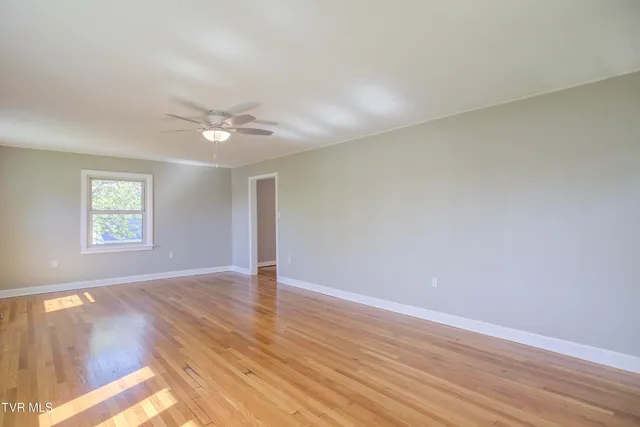 $269,000 | 301 Lynn Avenue, Kingsport, TN 37665