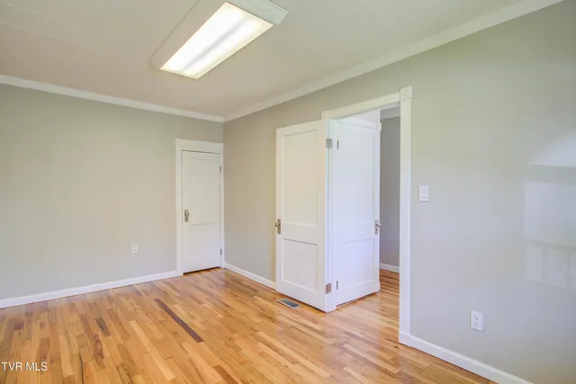 $269,000 | 301 Lynn Avenue, Kingsport, TN 37665