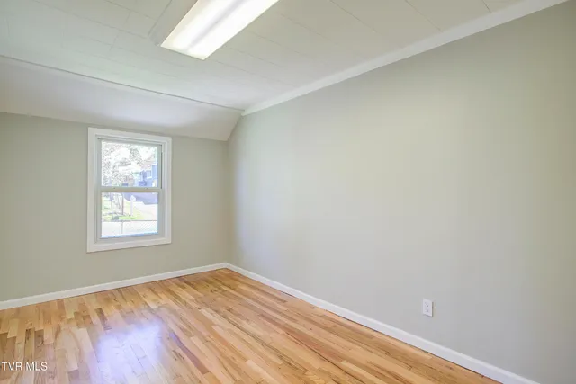 $269,000 | 301 Lynn Avenue, Kingsport, TN 37665