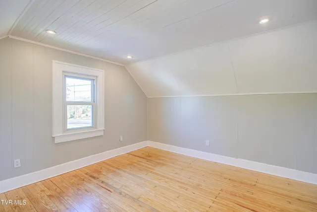 $269,000 | 301 Lynn Avenue, Kingsport, TN 37665