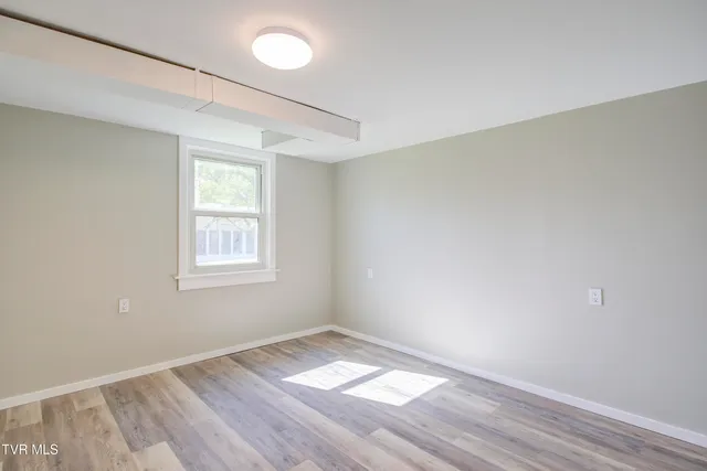 $269,000 | 301 Lynn Avenue, Kingsport, TN 37665