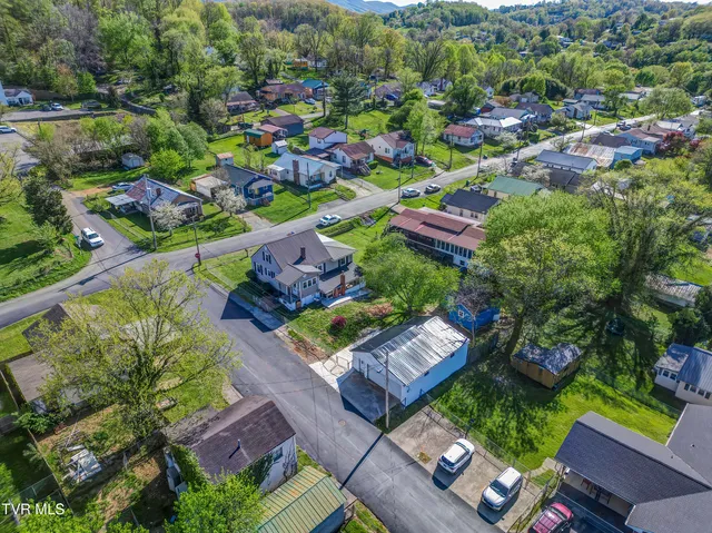$269,000 | 301 Lynn Avenue, Kingsport, TN 37665