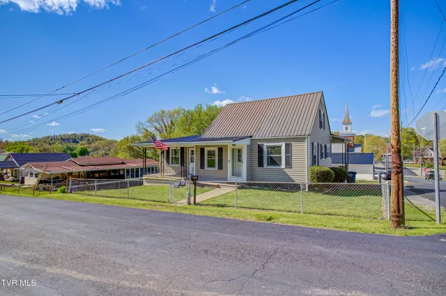 $269,000 | 301 Lynn Avenue, Kingsport, TN 37665