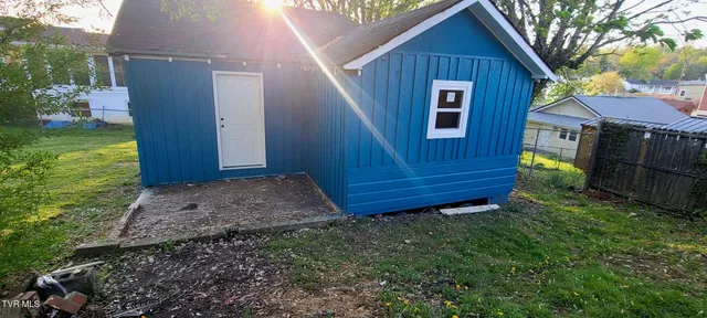 $269,000 | 301 Lynn Avenue, Kingsport, TN 37665