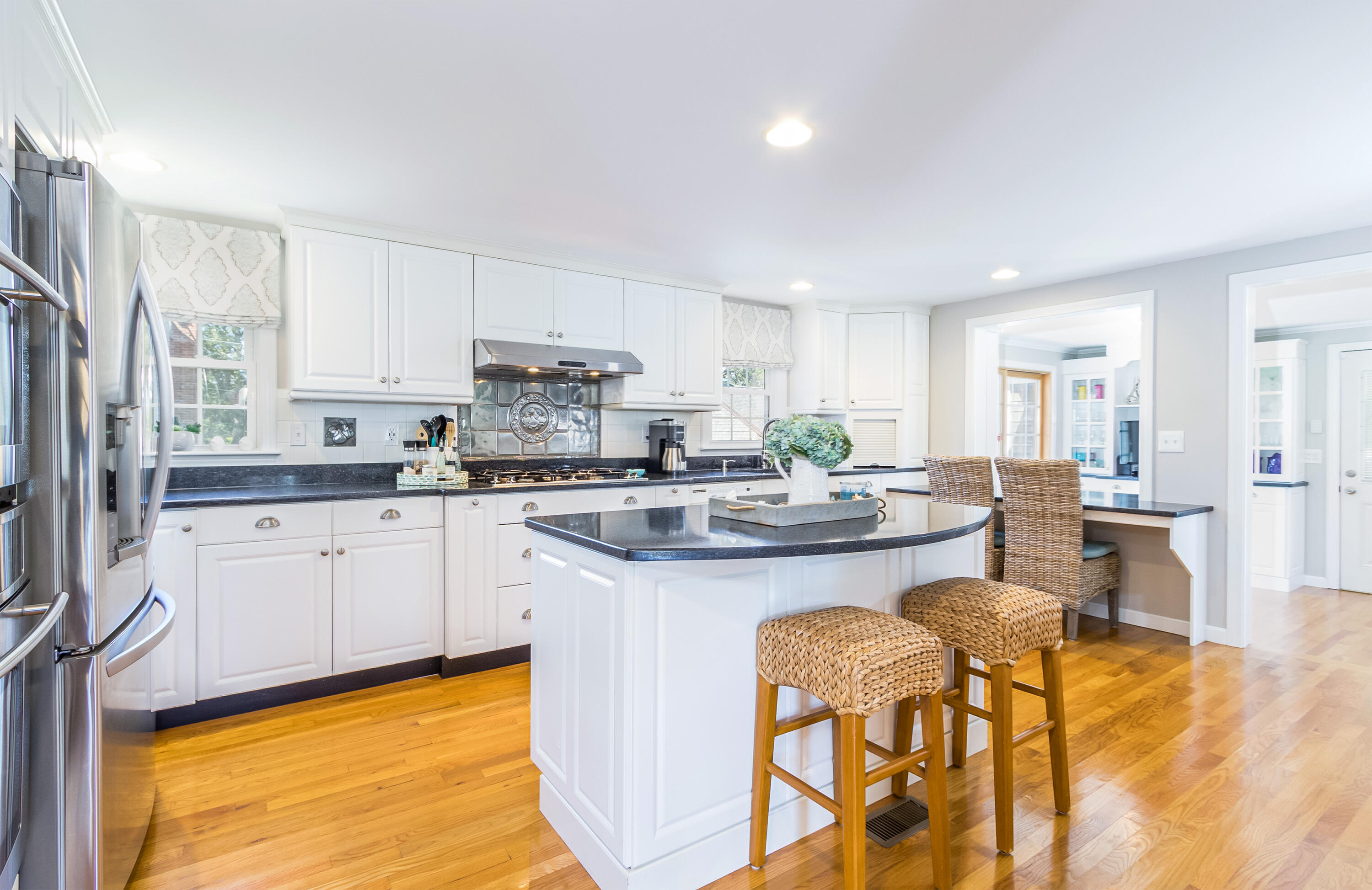53 Charing Cross Road South Dennis, MA 02660 - Photo 3 of 40 IMG_4979