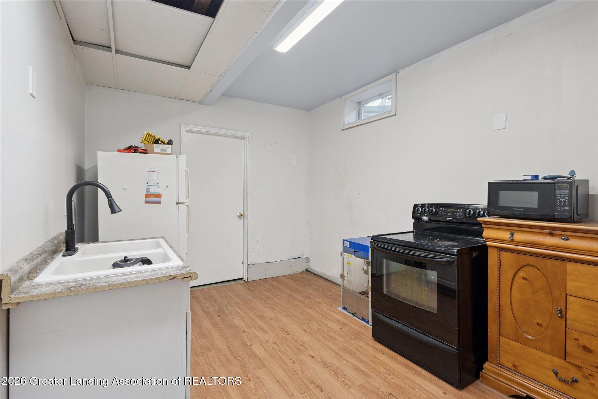 2615 East Alward Road St. Johns, MI 48879 - Photo 34 of 76 34-2615-Alward-Rd-Laingsburg-MI-48848-Wi
