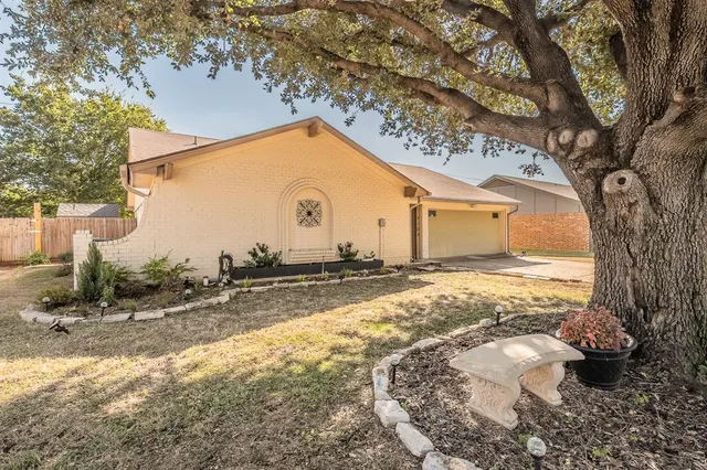 $322,500 | 4108 Longleaf Lane, Fort Worth, TX 76137