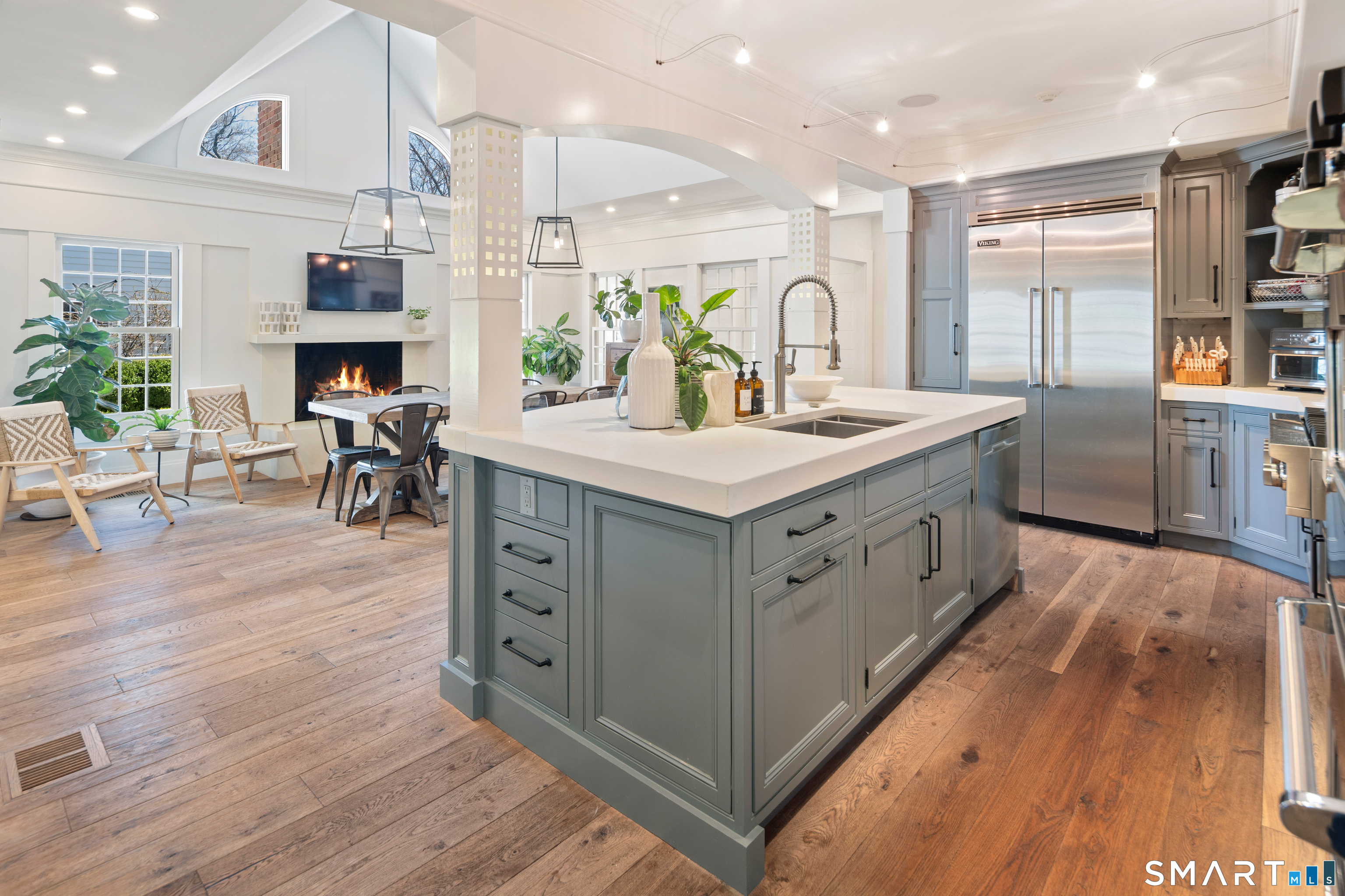 234 Brookside Road Darien, CT 06820 - Photo 8 of 42