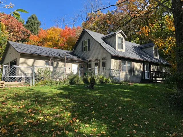 $500,000 | W229S8060 Big Bend Drive, Vernon, WI 53103