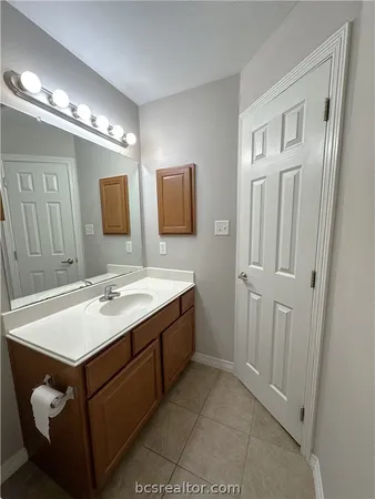 $330,000 | 305 Holleman Drive East, Unit 1504, College Station, TX 77840