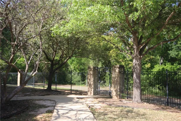 $330,000 | 305 Holleman Drive East, Unit 1504, College Station, TX 77840