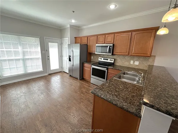 $330,000 | 305 Holleman Drive East, Unit 1504, College Station, TX 77840