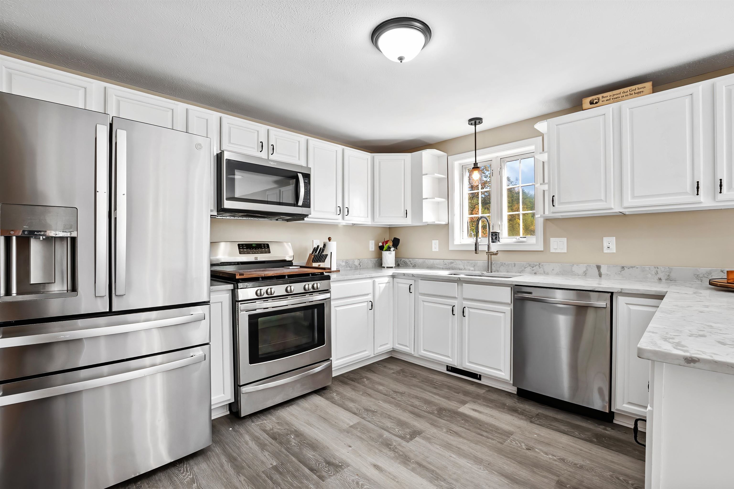 77 Gould Road Weare, NH 03281 - Photo 10 of 46