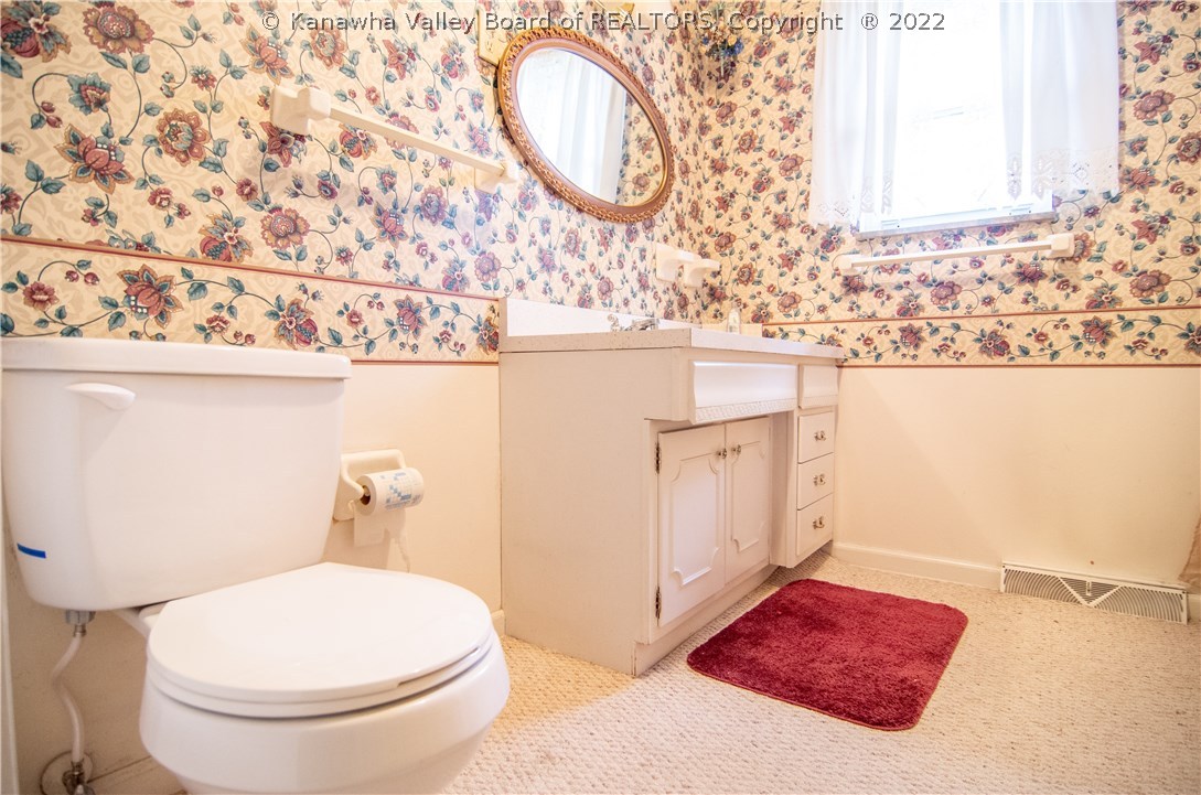 809 Basil Road Charleston, WV 25314 - Photo 8 of 18 Gallery Image 8