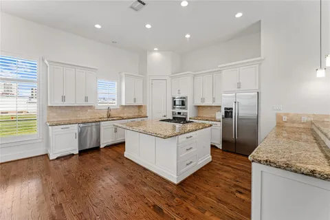 $494,900 | 4938 Edison Park Lane, Houston, TX 77081