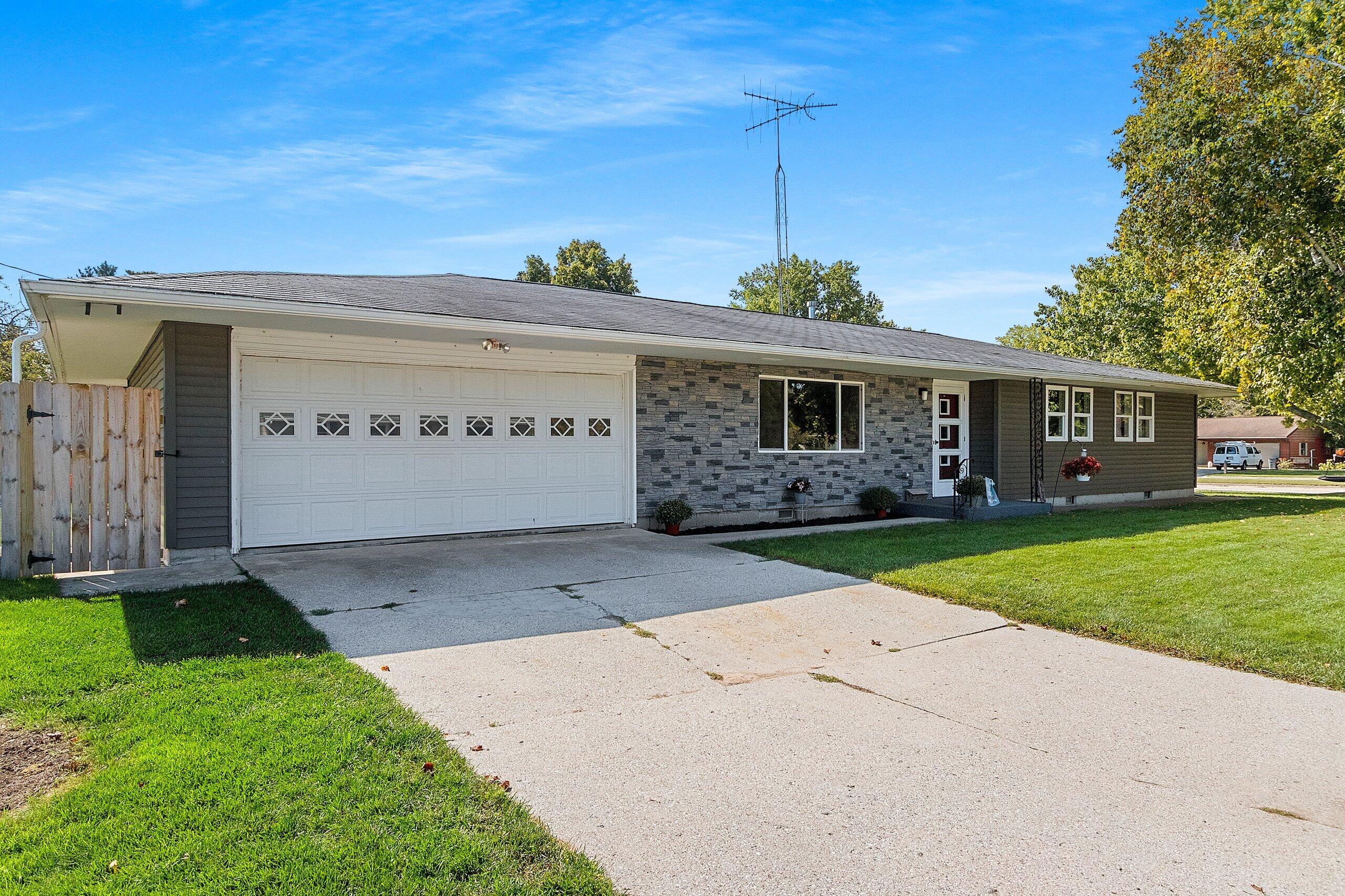 2735 33rd Street Two Rivers, WI 54241 - Photo 1 of 1 102884.JPG-SMALL
